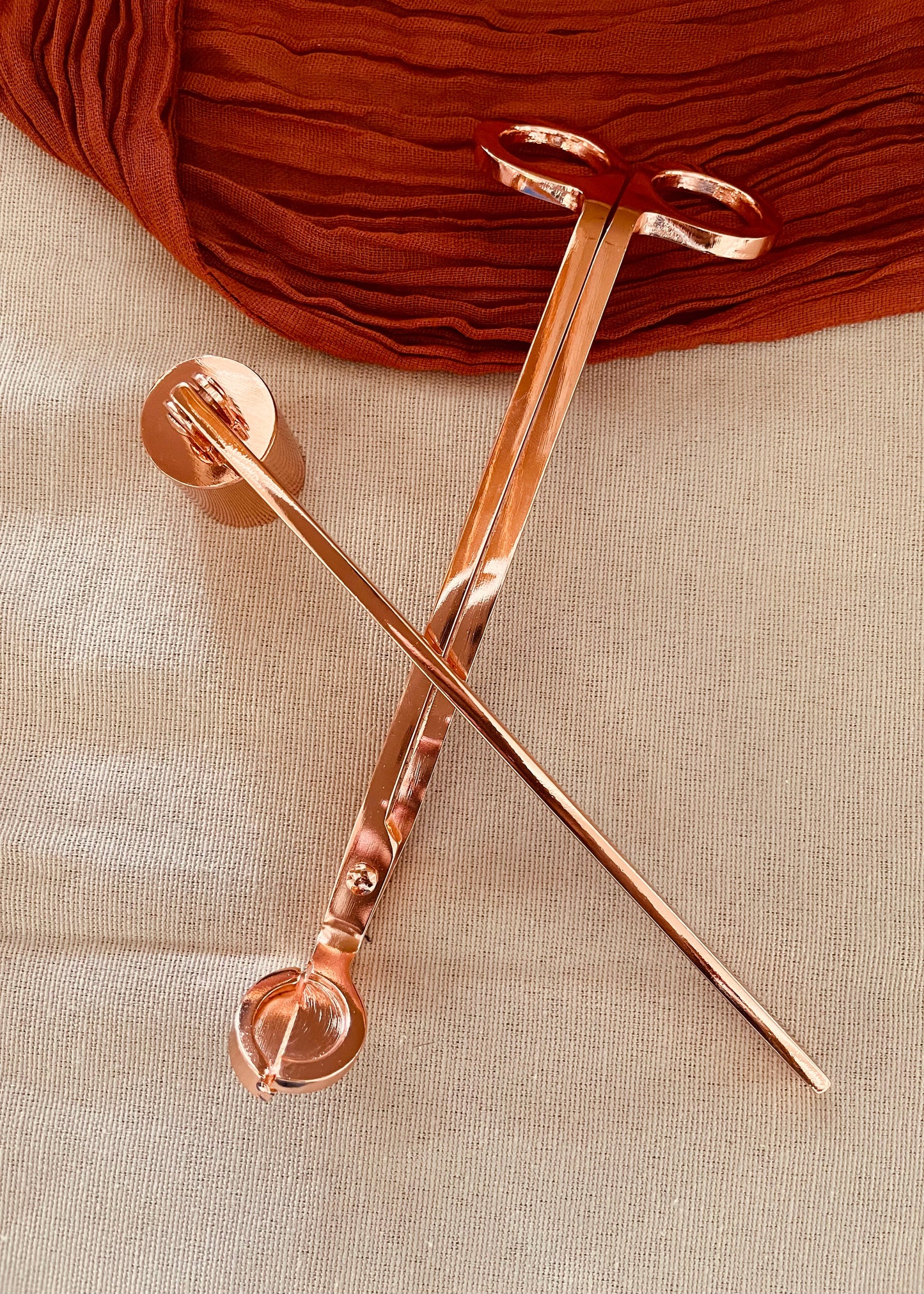 Candle flame snuffer