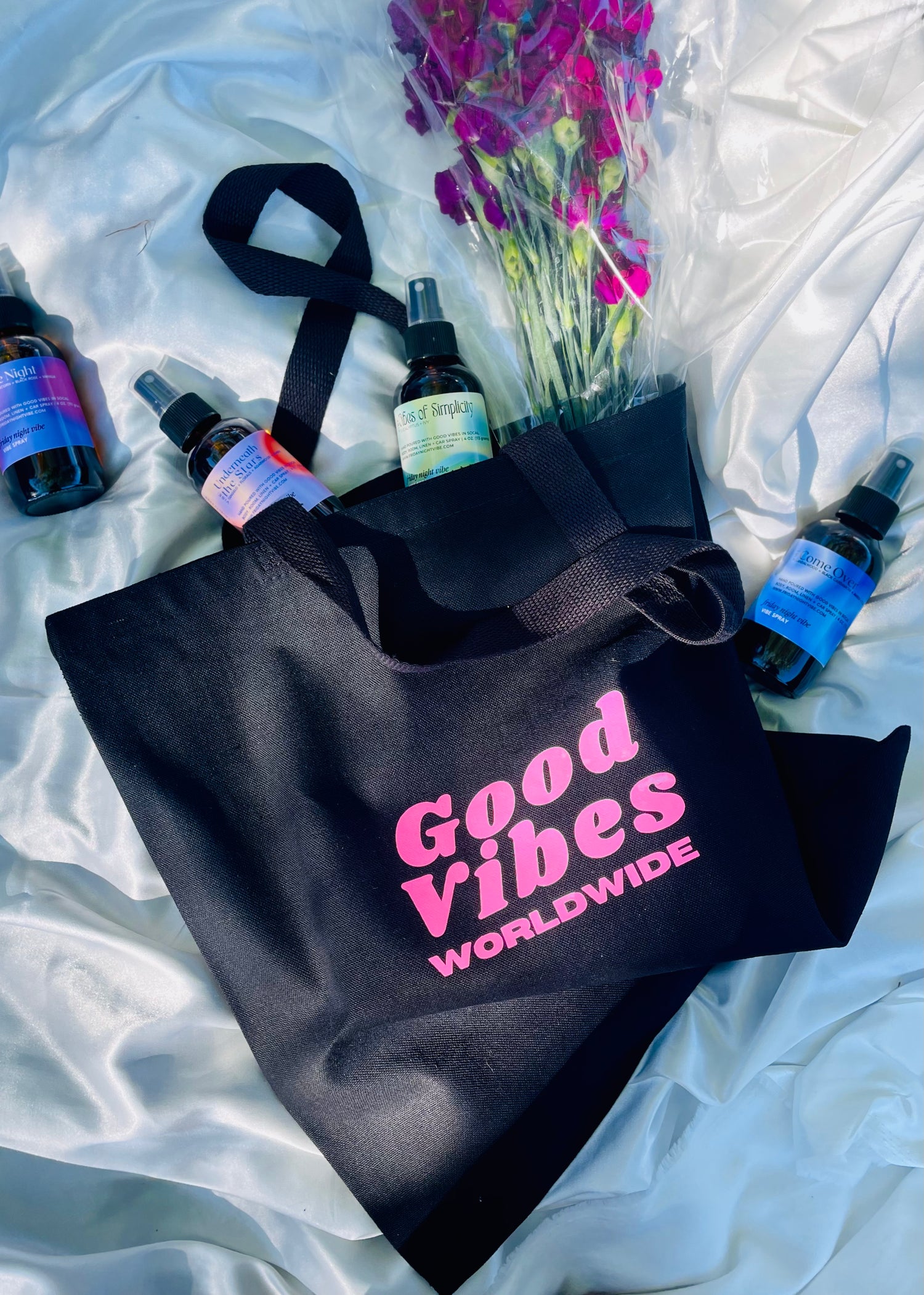 Vibe Tote Bags